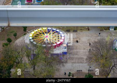 Vue panoramique sur le parc d'attractions du centre-ville de Setif. Banque D'Images