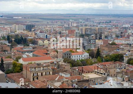 Vue panoramique sur le centre-ville de Setif depuis le centre commercial Park. Banque D'Images