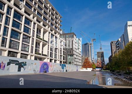 Vue sur les appartements appartements appartements appartements donnant sur Lewis Cubitt Square de Coal Drops Yard à Handyside Street Kings Cross zone Londres UK KATHY DEWITT Banque D'Images