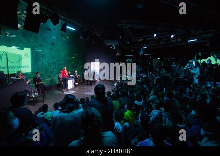 Paris, France.26 novembre 2021.Lancement des programmes éducatifs de la Fondation Maud Fontenoy à l'Aquarium de Paris le 26 novembre 2021 à Paris, France.Photo de Nasser Berzane/ABACAPRESS.COM crédit: Abaca Press/Alay Live News Banque D'Images