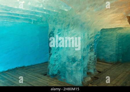Grotte de glace du glacier du Rhône, Oberwald, Valais, Suisse, Europe Banque D'Images