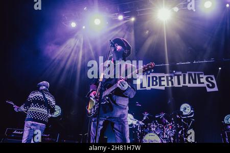 Bournemouth, Royaume-Uni.25 novembre 2021.The Libertines à l'O2 Academy, Bournemouth, Royaume-Uni.25 novembre 2021.Credit: Charlie Raven/Alamy Live News Credit: Charlie Raven/Alamy Live News Banque D'Images