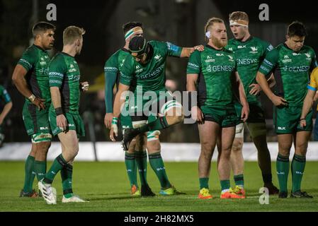 Galway, Irlande.27 novembre 2021.Les joueurs de Connacht lors du championnat de rugby de l'United Rugby Round 6 match entre Connacht Rugby et Ospreys au Sportsground de Galway, Irlande le 26 novembre 2021 (photo par Andrew SURMA/ Credit: SIPA USA/Alay Live News Banque D'Images