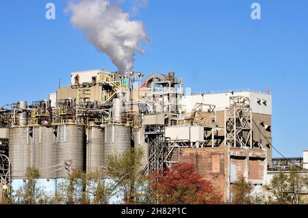 Hammond, Indiana, États-Unis.Un segment de l'industrie lourde dans le nord-ouest de l'Indiana très proche de la ligne d'État avec l'Illinois et les limites de la ville de Chicago. Banque D'Images