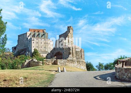 Sacra di San Michele, l'abbaye de Saint Michael, est un complexe religieux près de Turin, dans la vallée de Susa, en Italie Banque D'Images