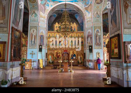 THERMES-ZAULOK, RUSSIE - 05 OCTOBRE 2021 : intérieur de l'ancienne église de la Transfiguration du Sauveur Banque D'Images