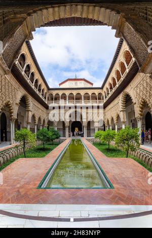Palais royal de Séville en été en Andalousie Banque D'Images
