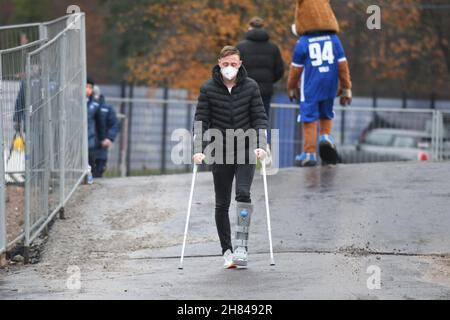 KSC besiegt Hannover 96 Zweite Liga, deuxième ligue Karlsruher SC Wildparkstadion BBBank Wildpark 27.Noveber2021 Banque D'Images