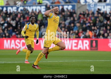 Swansea, Royaume-Uni.27 NOVEMBRE Andy Carroll of Reading fête après avoir marquant le deuxième but de Reading lors du match de championnat Sky Bet entre Swansea City et Reading au Liberty Stadium, Swansea, le samedi 27 novembre 2021.(Credit: Jeff Thomas | MI News) Credit: MI News & Sport /Alay Live News Banque D'Images