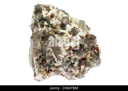 Spessartine au quartz fumé de Fujian, Chine isolée sur fond blanc Banque D'Images