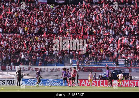 Uruguay - 11/27/2021 - LIBERTADORES 2021 FINAL, PALMEIRAS X FLAMENGO - Flamengo joueurs pendant l'échauffement avant le match contre Palmeiras au stade Centenario pour le championnat Copa Libertadores 2021.Photo: Ettore Chiereguini/AGIF/Sipa USA Banque D'Images