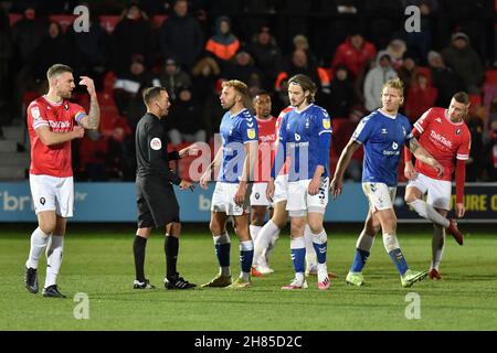 SALFORD, GBR.27 NOV. Hallam Hope d'Oldham Athletic est réservé pendant le match Sky Bet League 2 entre Salford City et Oldham Athletic à Moor Lane, Salford, le samedi 27 novembre 2021.(Credit: Eddie Garvey | MI News) Credit: MI News & Sport /Alay Live News Banque D'Images