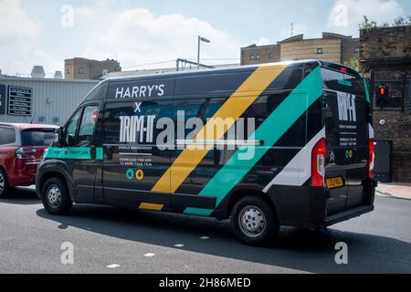 Harrys X Trim-IT mobile coiffure barbershop à Londres Banque D'Images