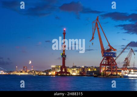 Göteborg, Göteborg: Ancien port du district de Lindholmen, vieilles grues à , Västra Götalands län, Suède Banque D'Images