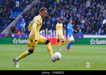 GENK, BELGIQUE - NOVEMBRE 28 : NOA Lang du Club Brugge lors du match Jupiler Pro League entre KRC Genk et Club Brugge à Cegeka Arena le 28 novembre 2021 à Genk, Belgique (photo de Joris Verwijst/Orange Pictures) Banque D'Images