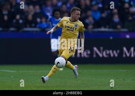 GENK, BELGIQUE - NOVEMBRE 28 : NOA Lang du Club Brugge lors du match Jupiler Pro League entre KRC Genk et Club Brugge à Cegeka Arena le 28 novembre 2021 à Genk, Belgique (photo de Joris Verwijst/Orange Pictures) Banque D'Images