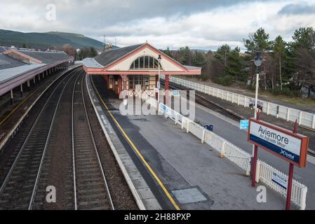 Aviemore Railway Station, une station classée de catégorie A de haute valeur patrimoniale. Banque D'Images