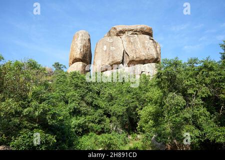 Kit Mikayi Kitmikayi Kitmikaye formation rocheuse au Kenya, Afrique Banque D'Images