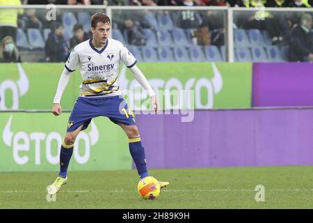 Genova, Italie.27 novembre 2021.Genova (GE), Italia, 27 novembre 2021, stadio Luigi Ferraris, 14Â° giornata Campionato Serie A Tim 2021/2022, incontro tra le escadron dell'UC Sampdoria e dell'Hellas Verona, nella foto: 14 Ivan Ilic Credit: Independent photo Agency/Alay Live News Banque D'Images