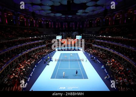 Une vue générale du jeu lors du ATP Champions Tour 2021 qui s'est tenu au Royal Albert Hall, Londres.Date de la photo: Dimanche 28 novembre 2021. Banque D'Images