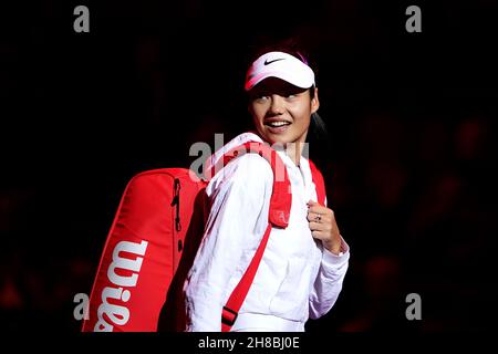 Emma Raducanu en Grande-Bretagne lors du ATP Champions Tour 2021 qui s'est tenu au Royal Albert Hall, Londres.Date de la photo: Dimanche 28 novembre 2021. Banque D'Images