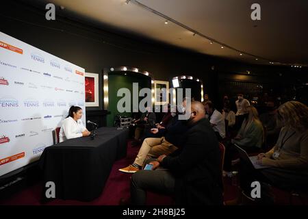 Emma Raducanu, Grande-Bretagne, lors d’une conférence de presse sur le ATP Champions Tour 2021 qui s’est tenue au Royal Albert Hall, Londres.Date de la photo: Dimanche 28 novembre 2021. Banque D'Images