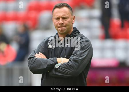 Munich, Allemagne.29 novembre 2021.Hertha feu Bruno LABBADIA (entraîneur Hertha BSC).Archive photo; Pal DARDAI (entraîneur Hertha BSC), image unique, coupe simple motif, demi-figure, demi-figure.Football 1ère saison Bundesliga 2021/2022, 3ème jour de match, matchday03 FC Bayern Munich-Hertha BSC Berlin 5-0 le 08/28/2021, ALLIANZARENA Muenchen.Crédit : dpa/Alay Live News Banque D'Images