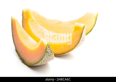 melon, coupé ouvert, colonnes, melon en filet, orange,tranches, cantaloup, fruits, doux, trois,vitamine, sans gras, melons, aliments crus, colonne,couleur, web, verso Banque D'Images