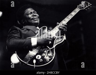 Légende des bleus B.B.King et sa guitare, Lucille, en concert à Central Park à Manhattan.28 juillet 1979. Banque D'Images