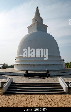 Sri Lanka, la province d'Ampara, la province d'Ampara, la province d'Ampara, bouddhiste de temple,Buddhistischer Tempel, Temple du bouddhisme, Muhudu Maha Viharaya Banque D'Images