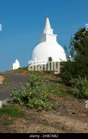 Sri Lanka, la province d'Ampara, la province d'Ampara, la province d'Ampara, bouddhiste de temple,Buddhistischer Tempel, Temple du bouddhisme, Muhudu Maha Viharaya Banque D'Images