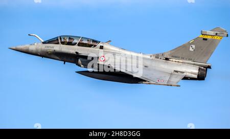 La Force aérienne française Dassault Rafele survolé la base aérienne de Kleine-Brogel, Belgique - le 13 septembre 2021 Banque D'Images