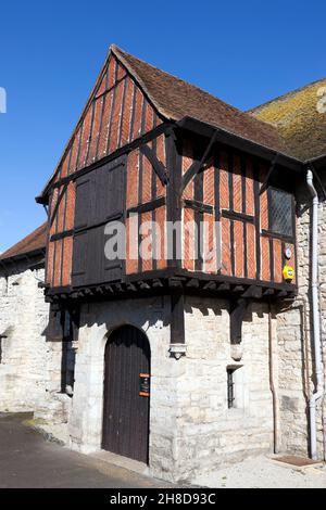 Vue rapprochée du Hay-loft, des écuries du XIVe siècle du complexe médiéval du Palais de l'Archevêque, rue Mill Maidstone, Kent Banque D'Images