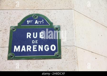 Paris, France - panneau de la rue de Marengo. Banque D'Images