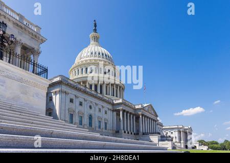 Vue à angle bas du capitole à Washington DC, États-Unis Banque D'Images