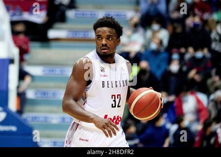 Retin OBASOHAN (32) de Belgique lors de la coupe du monde de basket-ball 2023 de la FIBA, qualifications européennes, 1er tour Groupe A match de basket-ball entre la Belgique et la Serbie le 28 novembre 2021 à la Mons Arena à Mons, Belgique - photo: Ann-dee Lamour/DPPI/LiveMedia Banque D'Images