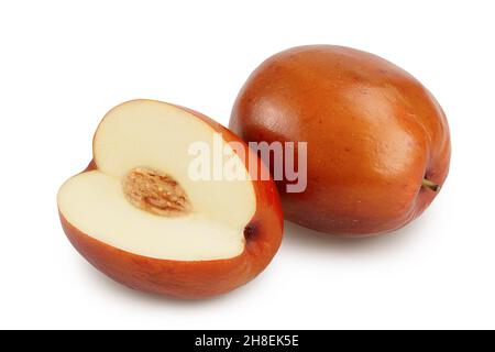 jujube ou date chinoise isolée sur fond blanc avec masque et profondeur de champ complète Banque D'Images