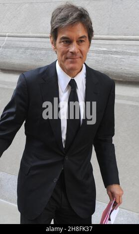 Manhattan, États-Unis d'Amérique.07septembre 2014.NEW YORK, NY - 07 SEPTEMBRE : le Dr Oz participe au service commémoratif de Joan Rivers au Temple Emanu-El le 7 septembre 2014 à New York.Personnes: Dr. Oz crédit: Storms Media Group/Alay Live News Banque D'Images