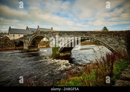 Llanrwst Pont Fawr (Inigo Jones Bridge, le premier architecte d'importance en Angleterre) à Snowdonia, Gwynedd, au nord du pays de Galles Banque D'Images