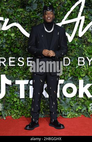 29 novembre 2021.Londres, Royaume-Uni.KSI arrivant aux Fashion Awards 2021, Royal Albert Hall, Londres.Crédit : Doug Peters/EMPICS/Alamy Live News Banque D'Images