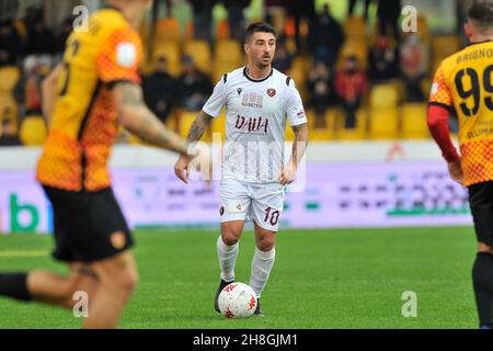 Nicola Bellomo joueur de Reggina, pendant le match de la Serie italienne Un championnat entre Benevento vs Reggina, résultat final Benevento 4, Reggina Banque D'Images