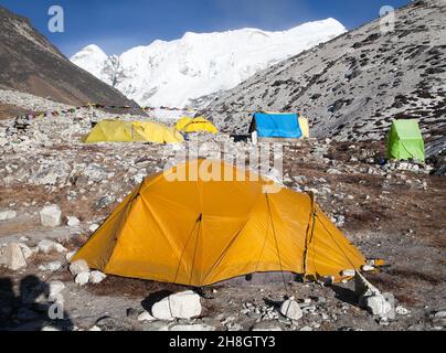 Base Camp of Island Peak (Imja TSE) près du mont Everest, vallée de Khumbu, parc national de Sagarmatha, Népal Banque D'Images