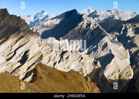 Vue sur la montagne depuis le trek de Zanskar, Ladakh, Jammu et Cachemire, Inde Banque D'Images
