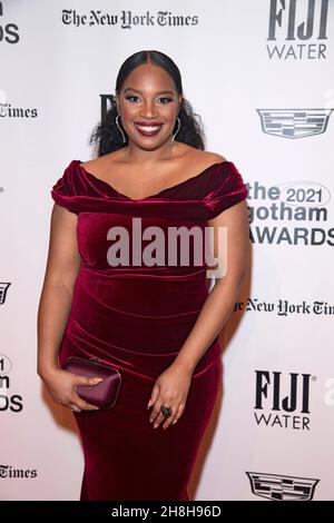 NEW YORK, NEW YORK - 29 NOVEMBRE : Leigh Davenport assiste aux Gotham Awards 2021 remis par le Gotham film & Media Institute à Cipriani Wall Street le 29 novembre 2021 à New York. Banque D'Images