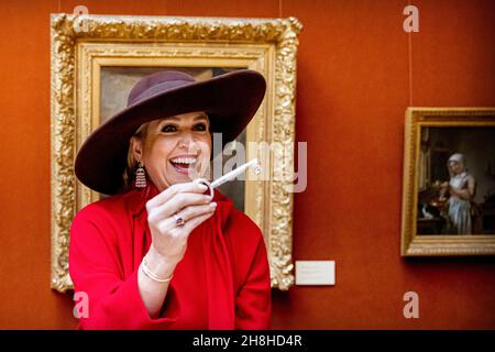 Haarlem, Niederlande.30 novembre 2021.Queen Maxima des pays-Bas au Teylers Museum à Haarlem, le 30 novembre 2021, pour ouvrir le Pieter Teylers huis, une nouvelle aile du musée, c'est l'ancienne résidence de Pieter Teyler van der Hulst crédit: Rotapool/P van Katwijk/ Albert Nieboer/Netherlands OUT/point de vue Live OUT/dpa/Alay News Banque D'Images