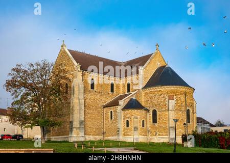 France, Essonne, Longpont sur orge, la Basilique notre Dame de bonne Garde, scène sur les chemins de Saint Jacques de Compostelle Banque D'Images