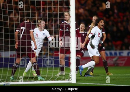 Doncaster, Royaume-Uni.30 novembre 2021.Keepmoat Stadium Jess carter (15 Angleterre) célèbre après avoir obtenu son score lors du match de qualification de la coupe du monde des femmes de la FIFA 2023 dans le groupe D entre l'Angleterre et la Lettonie au Keepmoat Stadium de Doncaster, en Angleterre, le 30 novembre 2021.Kieran Riley crédit: SPP Sport presse photo./Alamy Live News Banque D'Images