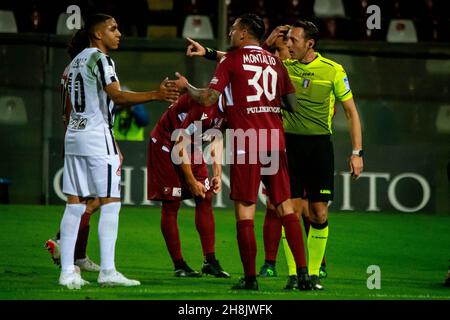 Reggio Calabria, Italie.30 novembre 2021.Abisso Rosario reefre pendant Reggina 1914 vs Ascoli Calcio, football italien Serie B match à Reggio Calabria, Italie, novembre 30 2021 crédit: Agence de photo indépendante/Alamy Live News Banque D'Images