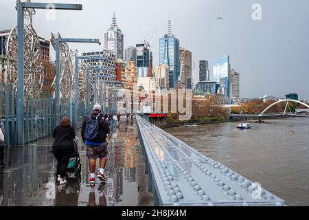 MELBOUR, AUSTRALIE - 16 novembre 2019 : une belle vue de la vie de Melbourne avant la pandémie, Australie Banque D'Images