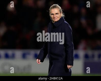 Doncaster, Angleterre, 30 novembre 2021.Sarina Wiegman, responsable de l'Angleterre lors de la coupe du monde de la FIFA 2023 - European Qualificat Match au Keepmoat Stadium, Doncaster.Le crédit photo devrait se lire: Andrew Yates / Sportimage Banque D'Images